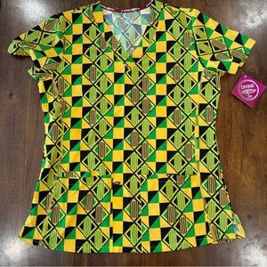 NWT Divine Stretch Yellow Green Black Pattern Scrub Top Size Small Poly Stretch